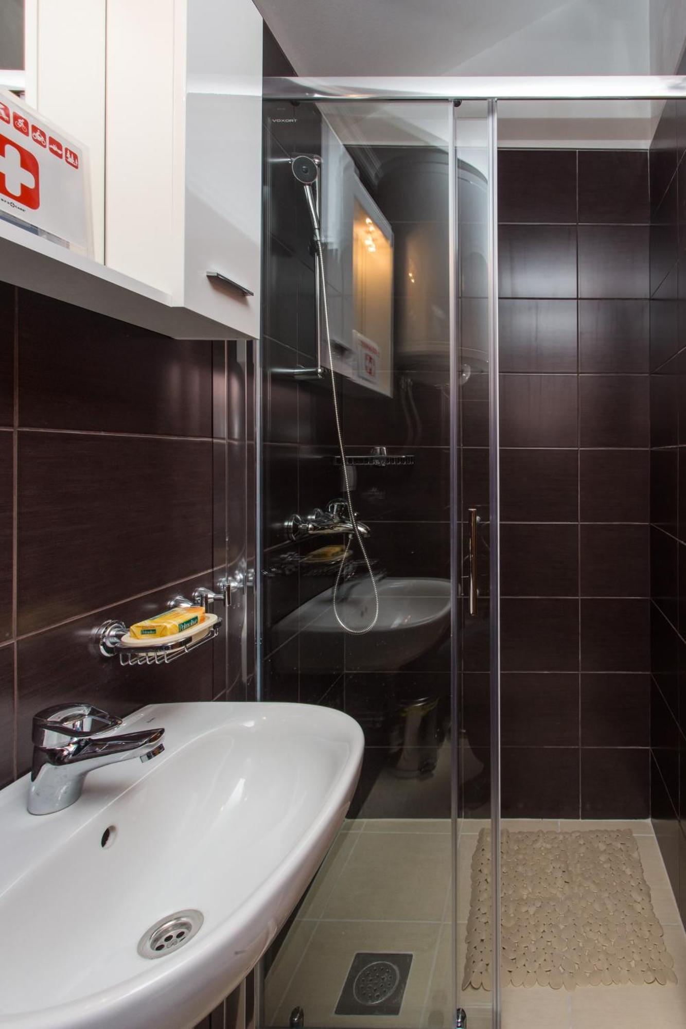 Dia Apartment