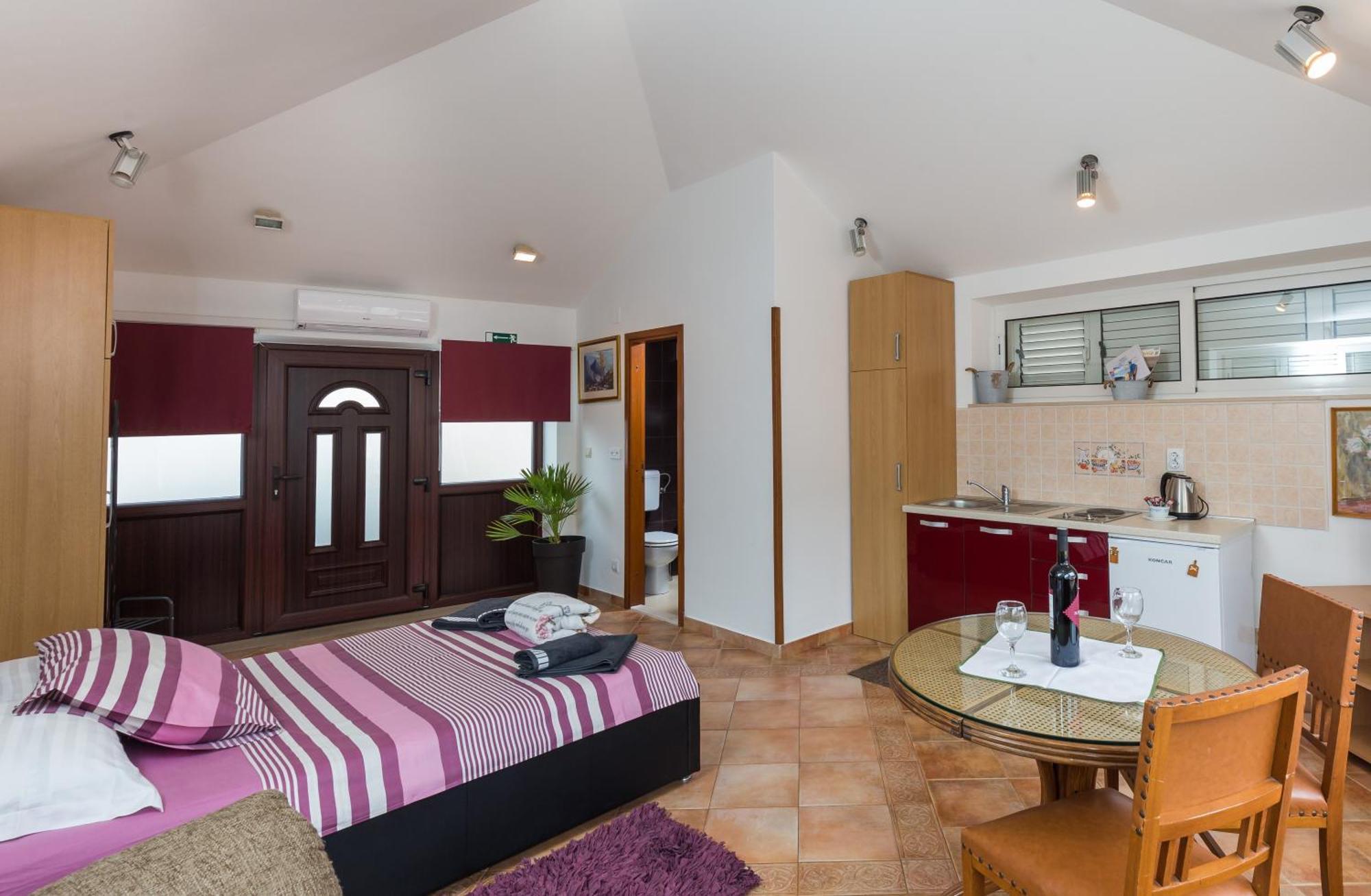 Apartment Dia