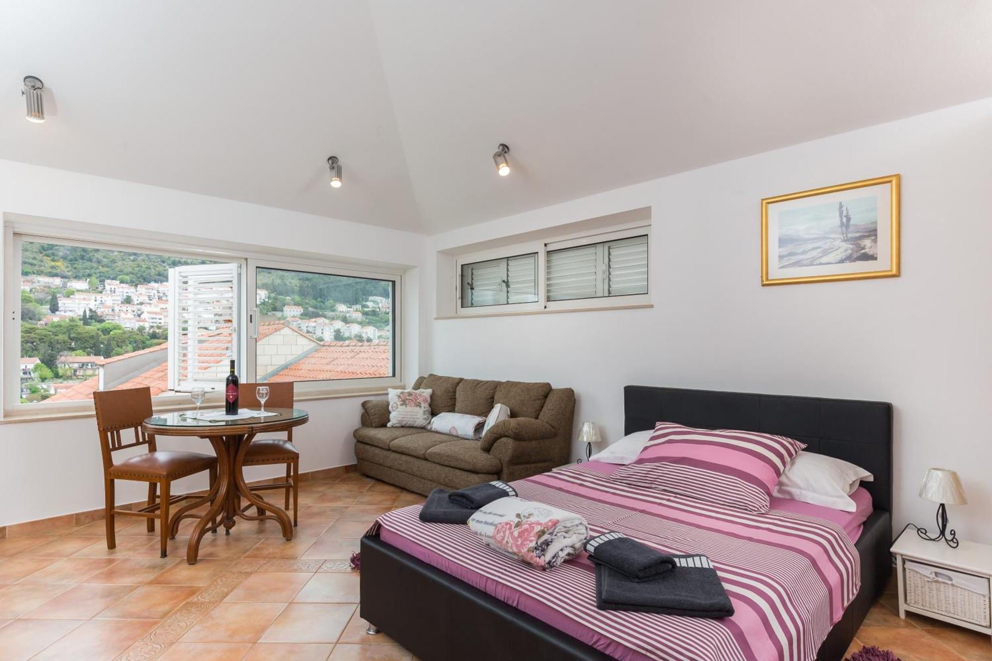 Dia Apartma
